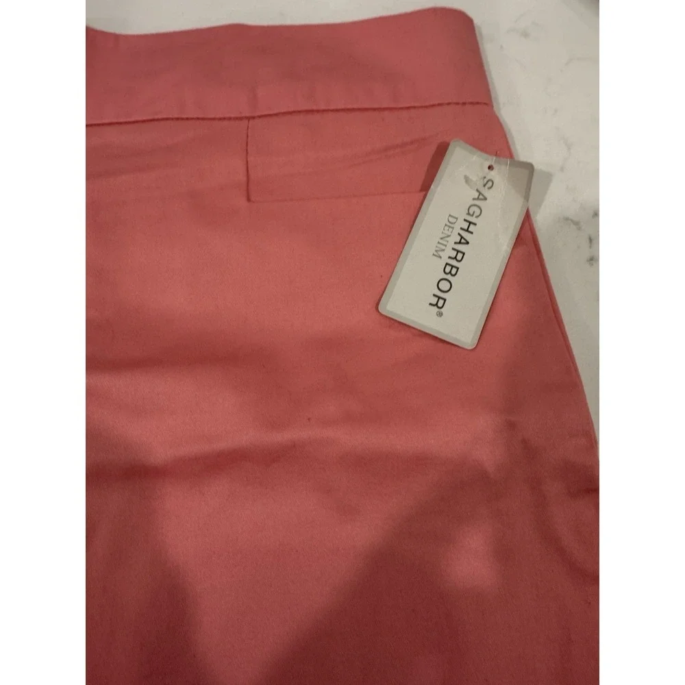 Sag Harbor (Express) Shorts Womans Sz 14 Pink 4 Pockets Zip/Hook/Eye/Button‎ NWT